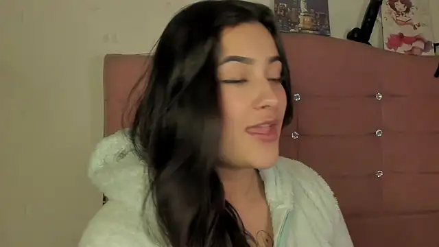 Snapshot of male_couper chatting on December 2024 09:35:01 AM male couper online show from December 2024 09:35:01 AM