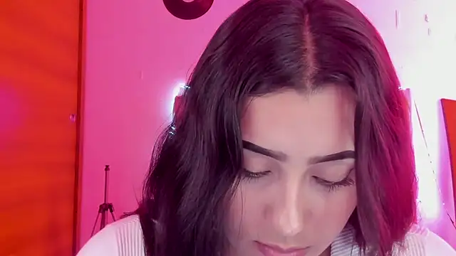 Snapshot of male_couper chatting on December 2024 06:23:02 PM male couper online show from December 2024 06:23:02 PM