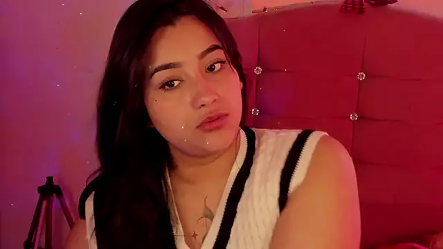 Snapshot of male_couper chatting on February 2025 08:10:01 PM male couper online show from February 2025 08:10:01 PM