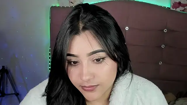 Snapshot of male_couper chatting on February 2025 04:03:02 AM male couper online show from February 2025 04:03:02 AM