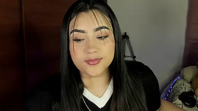 Snapshot of male_couper chatting on March 2025 11:40:02 AM male couper online show from March 2025 11:40:02 AM