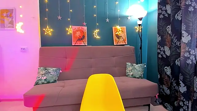 Xloe Queen online show from February 2025 09:20:02 AM