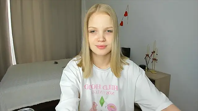 Xloe Queen online show from February 2026 11:20:01 AM