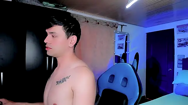 Snapshot of joe_jhon chatting on December 2024 02:44:01 PM joe jhon online show from December 2024 02:44:01 PM