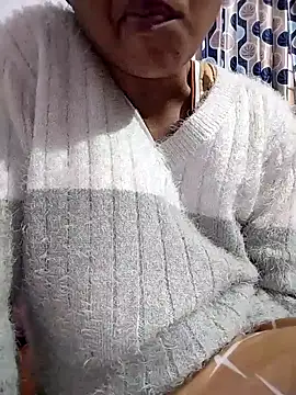 Snapshot of shalini_fire chatting on January 2025 10:10:02 AM shalini fire online show from January 2025 10:10:02 AM