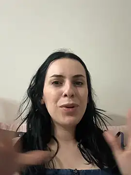 Snapshot of Morguisssz chatting on May 2026 03:14:02 AM Morguisssz online show from May 2026 03:14:02 AM