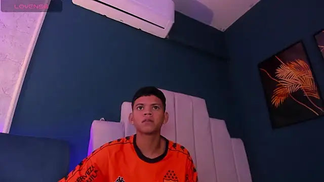 Jeffry wolvess online show from March 2025 03:09:02 PM