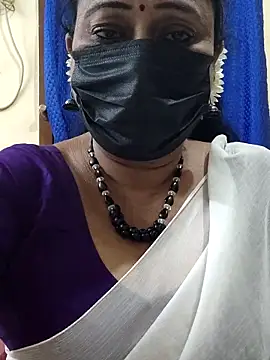 Snapshot of rekha_naier chatting on February 2026 05:17:02 PM rekha naier online show from February 2026 05:17:02 PM