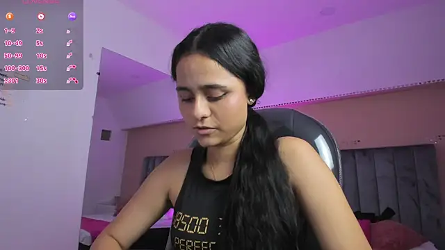 Giselle Roldan online show from April 2026 07:41:01 PM