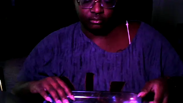 BigKittyRaven online show from December 2024 10:08:02 PM