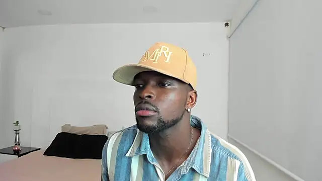 Dylan Taylor online show from March 2025 03:33:01 AM