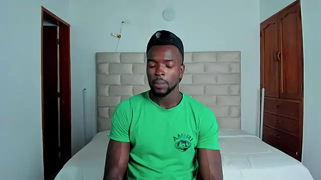 Dylan Taylor online show from December 2025 07:53:02 PM