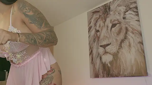 Maryann jones online show from September 2025 01:38:02 AM