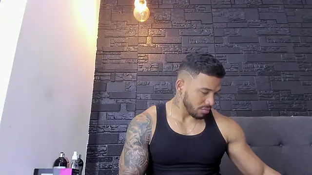 bruno miller  online show from December 2025 08:47:01 PM