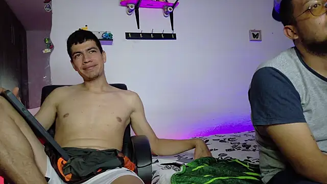 Nymphobuddies online show from November 2025 10:42:01 PM