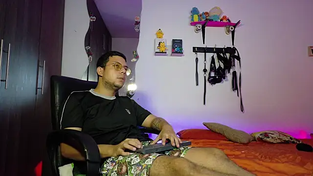 Nymphobuddies online show from January 2026 12:36:02 AM