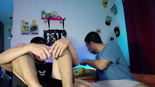 Nymphobuddies online show from March 2026 09:40:02 PM