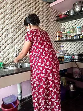 Tamil Shalini Lustyy online show from September 2025 05:07:01 AM