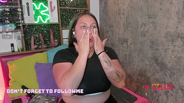 Snapshot of cherry_coper chatting on January 2026 01:04:01 PM cherry coper online show from January 2026 01:04:01 PM