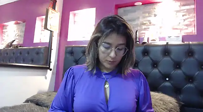 Pandoracherry online show from December 2024 07:45:02 AM