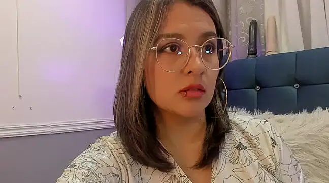 Pandoracherry online show from March 2025 02:14:02 AM