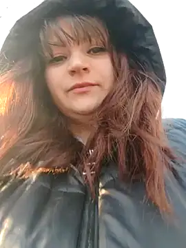 Eva Florence online show from March 2025 07:15:01 AM