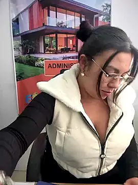 LIZ-06  online show from January 2026 07:17:02 PM