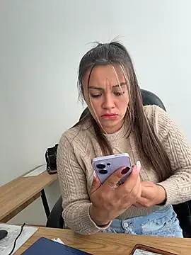 Snapshot of LIZ-06_ chatting on May 2026 03:19:02 PM LIZ-06 online show from May 2026 03:19:02 PM