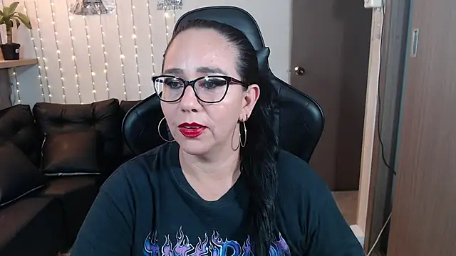 Snapshot of ashleylove_prg chatting on December 2024 04:22:02 AM ashleylove prg online show from December 2024 04:22:02 AM