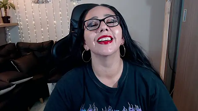 Snapshot of ashleylove_prg chatting on December 2024 10:32:01 AM ashleylove prg online show from December 2024 10:32:01 AM