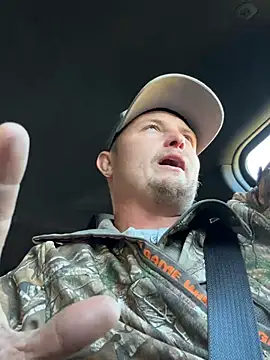 Snapshot of Badazzcouple chatting on December 2024 08:18:01 PM Badazzcouple online show from December 2024 08:18:01 PM