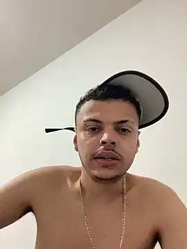 alexxng online show from December 2024 01:33:01 PM