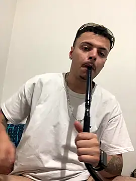 alexxng online show from December 2024 09:00:01 PM