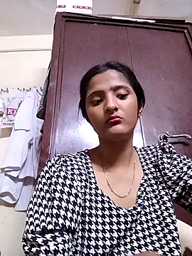 BabySlimmy10 online show from March 2026 07:20:02 PM