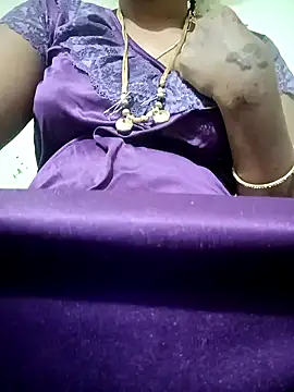 Snapshot of Cute-chinny chatting on February 2025 12:43:02 AM Cute-chinny online show from February 2025 12:43:02 AM