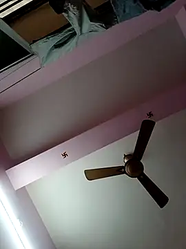 Snapshot of Cute-manisha chatting on February 2025 03:53:01 AM Cute-manisha online show from February 2025 03:53:01 AM