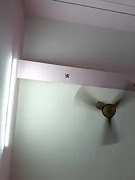 Snapshot of Cute-manisha chatting on March 2025 12:39:02 PM Cute-manisha online show from March 2025 12:39:02 PM