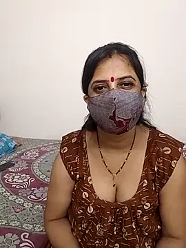 Snapshot of Cute-manisha chatting on June 2026 03:25:01 AM Cute-manisha online show from June 2026 03:25:01 AM