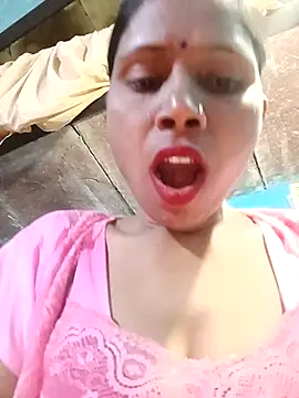 Kajal  Mehra online show from February 2026 07:18:01 PM