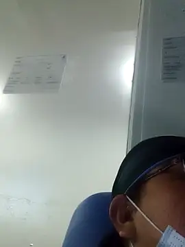 Darly Gomez online show from February 2025 05:15:02 AM