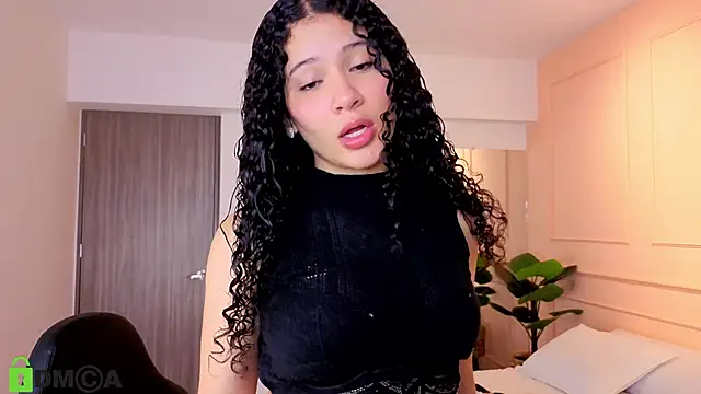 SHARONN     online show from November 2025 03:29:02 AM