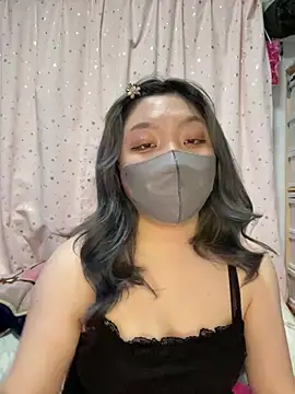 Snapshot of YUNA-yuna chatting on February 2025 03:38:01 PM YUNA-yuna online show from February 2025 03:38:01 PM