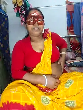 Snapshot of Real_Desi_Couple chatting on December 2024 04:25:02 PM Real Desi Couple online show from December 2024 04:25:02 PM