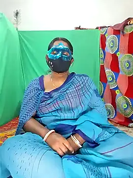 Snapshot of Real_Desi_Couple chatting on January 2025 04:43:01 PM Real Desi Couple online show from January 2025 04:43:01 PM