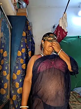 Snapshot of Real_Desi_Couple chatting on March 2026 05:38:01 PM Real Desi Couple online show from March 2026 05:38:01 PM