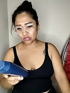 ineliveca online show from January 2025 05:24:02 PM