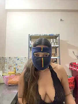 HoneyBearCpl online show from February 2025 03:52:01 PM