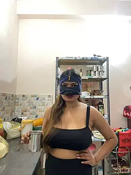 HoneyBearCpl online show from February 2025 04:13:02 PM