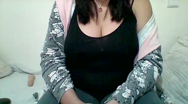 spicy loulou online show from December 2024 03:55:01 PM