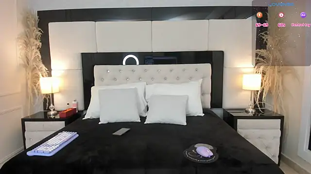 CarlaRossi  online show from November 2025 07:57:01 PM